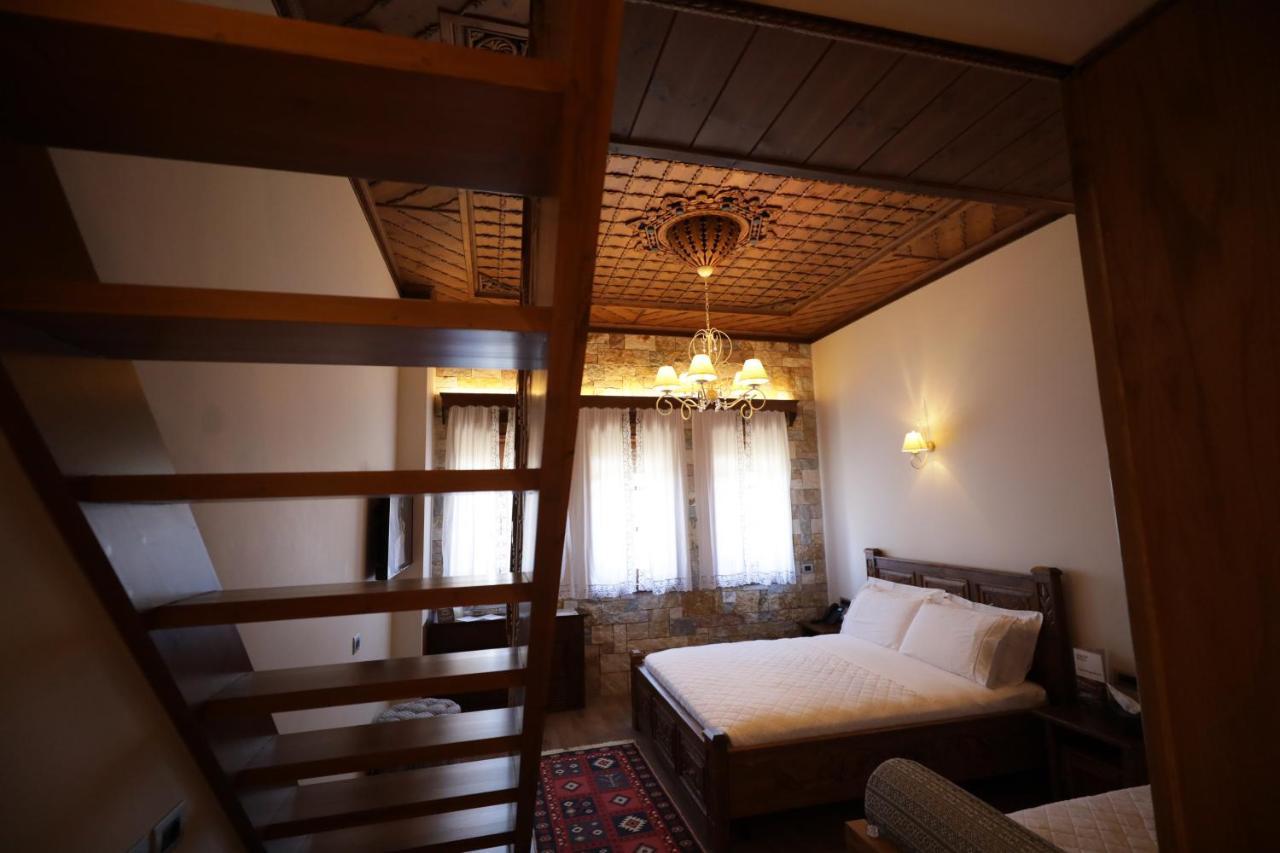 KERCULLA Resort Gjirokastër Exterior foto
